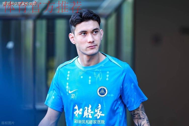 国际笑话！中国金球奖太业余了？0球0助入选，11球本土金靴却落选